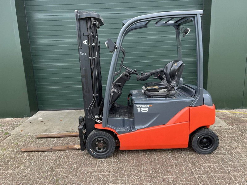 Toyota 8FBM28T - Chariot élévateur électrique: photos 2 Toyota 8FBM28T - Chariot élévateur électrique: photos 2