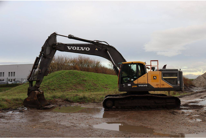 Volvo EC300EL - Pelle sur chenille: photos 2 Volvo EC300EL - Pelle sur chenille: photos 2