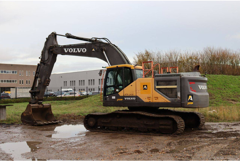 Volvo EC300EL - Pelle sur chenille: photos 3 Volvo EC300EL - Pelle sur chenille: photos 3