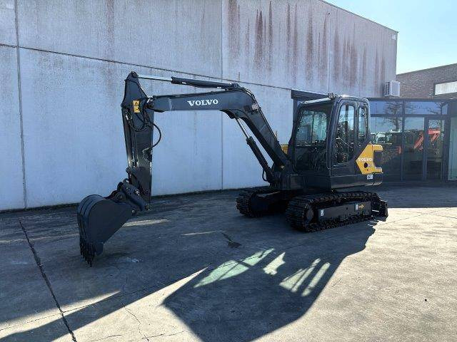 Volvo EC55D - Pelle sur chenille: photos 1 Volvo EC55D - Pelle sur chenille: photos 1
