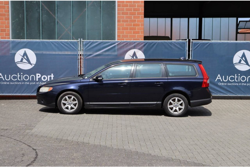 Volvo V70 - Voiture: photos 2 Volvo V70 - Voiture: photos 2