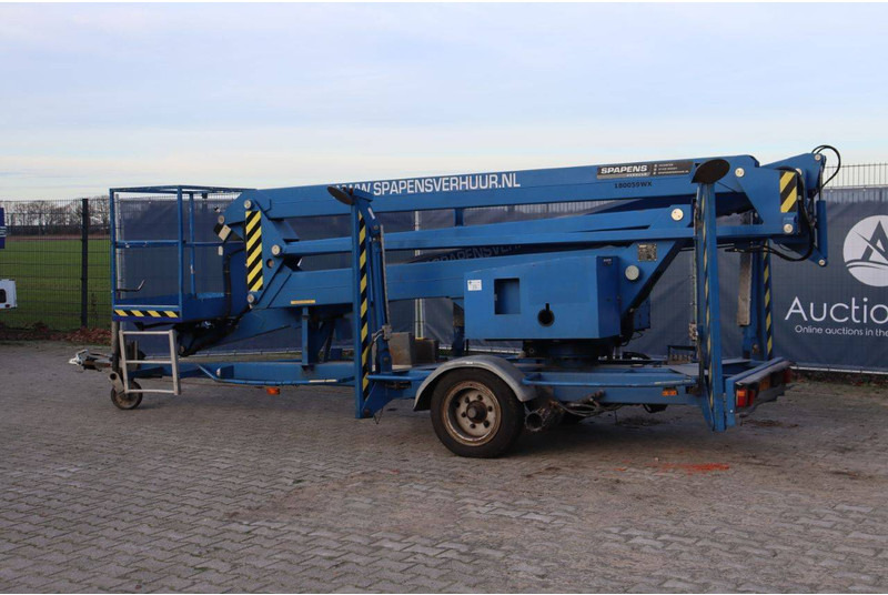 Custers R20EHS - Nacelle articulée: photos 3 Custers R20EHS - Nacelle articulée: photos 3