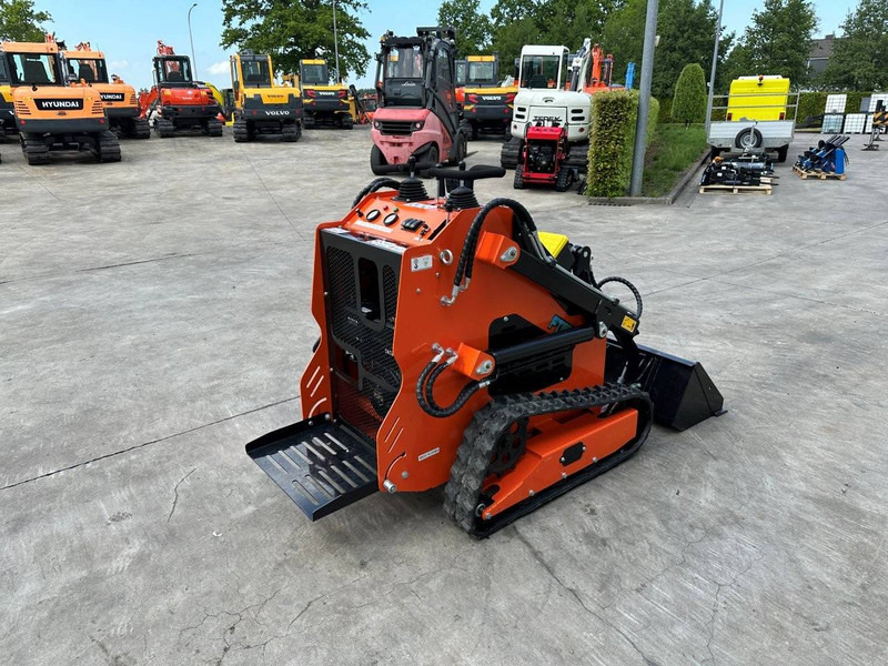 Future FT36C - Chargeuse sur chenilles: photos 4 Future FT36C - Chargeuse sur chenilles: photos 4