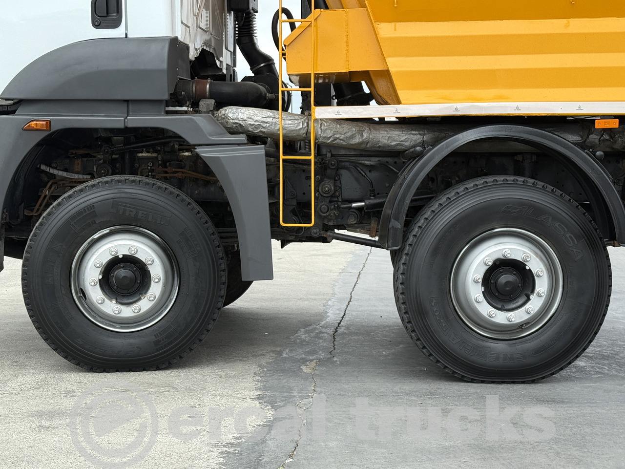 Camion benne FORD 2017 FORD 4142 D /AC-EURO6-8X4 HARDOX TIPPER: photos 12 Camion benne FORD 2017 FORD 4142 D /AC-EURO6-8X4 HARDOX TIPPER: photos 12