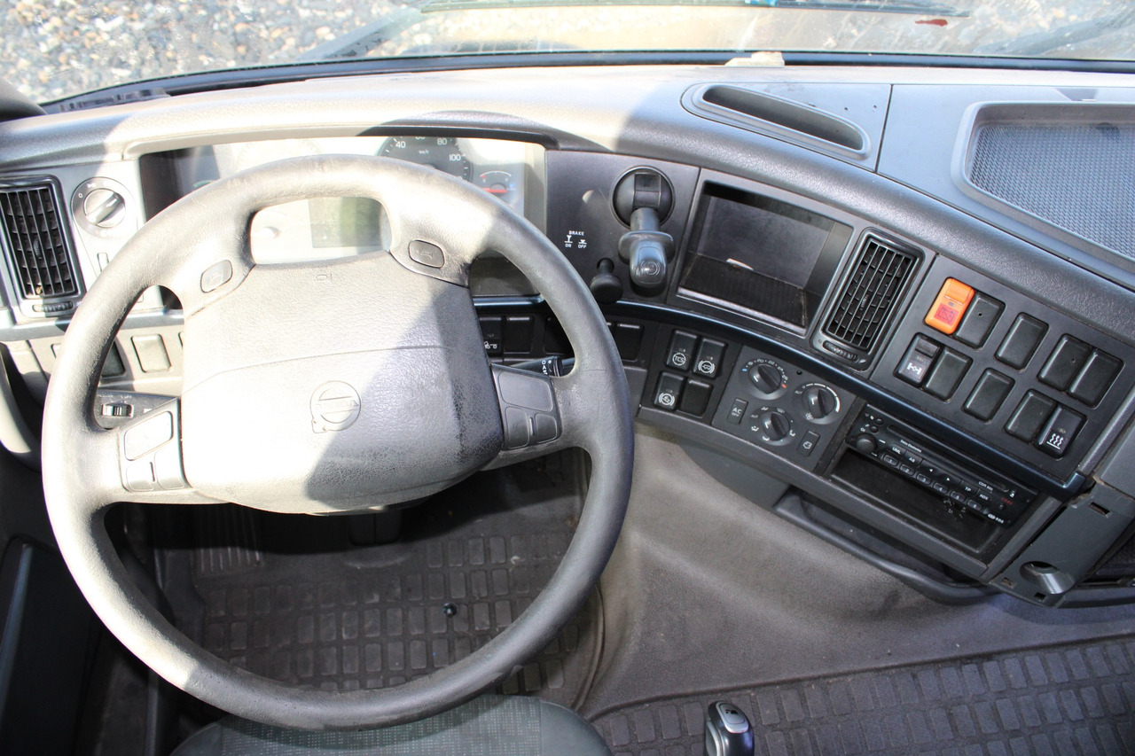 Cabine pour Camion CABINA VOLVO FH13 GLOBETROTTER L2H2: photos 7