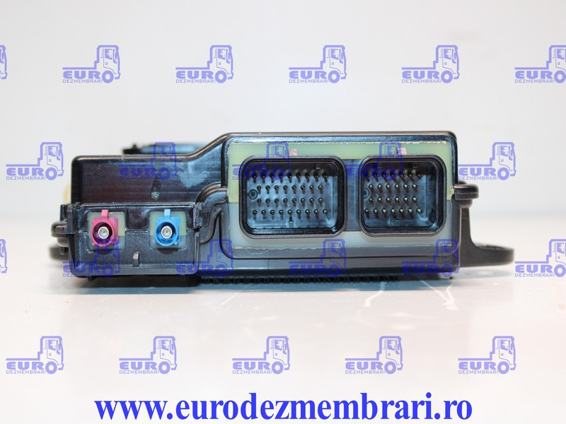CALCULATOR MODUL COMFORT IVECO STRALIS 5801906925 - Bloc de gestion pour Camion: photos 3 CALCULATOR MODUL COMFORT IVECO STRALIS 5801906925 - Bloc de gestion pour Camion: photos 3