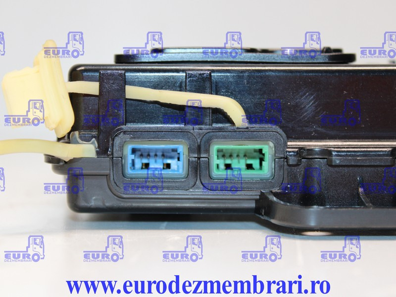 CALCULATOR MODUL COMFORT IVECO STRALIS 5801906925 - Bloc de gestion pour Camion: photos 5 CALCULATOR MODUL COMFORT IVECO STRALIS 5801906925 - Bloc de gestion pour Camion: photos 5