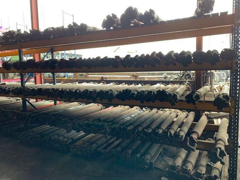 CARDAN INTERAXIAL MAN DAF IVECO RENAULT - Transmission pour Camion: photos 2 CARDAN INTERAXIAL MAN DAF IVECO RENAULT - Transmission pour Camion: photos 2