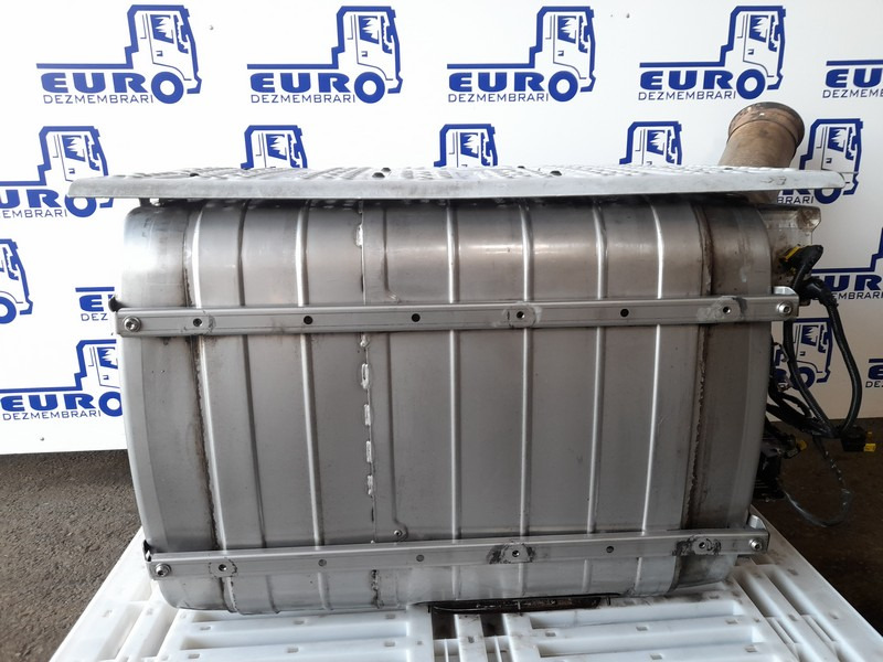 CATALIZATOR MERCEDES ACTROS MP4 E5 A0034904512, A0054900712 - Catalyseur pour Camion: photos 1 CATALIZATOR MERCEDES ACTROS MP4 E5 A0034904512, A0054900712 - Catalyseur pour Camion: photos 1
