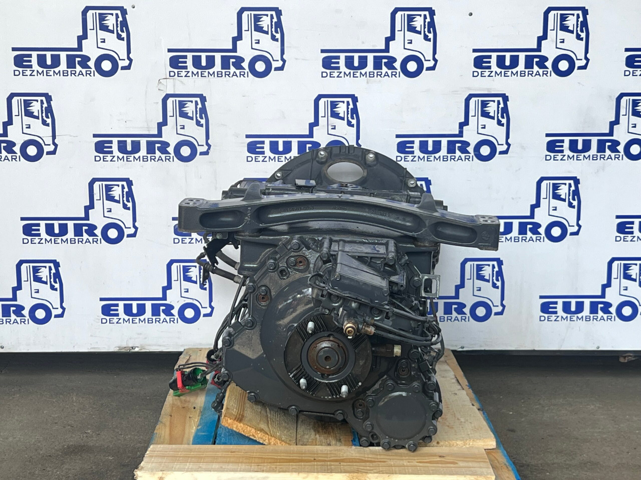 CUTIE VITEZE AUTOMATA FARA RETARDER TIPMATIC 14 DD MAN TGX 81.32004.6415 - Boîte de vitesse pour Camion: photos 4 CUTIE VITEZE AUTOMATA FARA RETARDER TIPMATIC 14 DD MAN TGX 81.32004.6415 - Boîte de vitesse pour Camion: photos 4