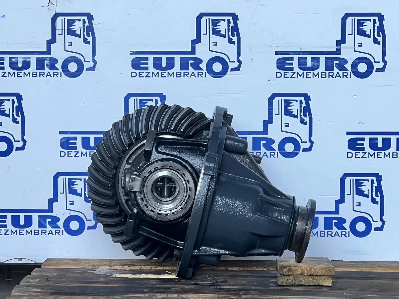 DIFERENTIAL IVECO R=1/247 R=2.47 - Différentiel pour Camion: photos 1 DIFERENTIAL IVECO R=1/247 R=2.47 - Différentiel pour Camion: photos 1