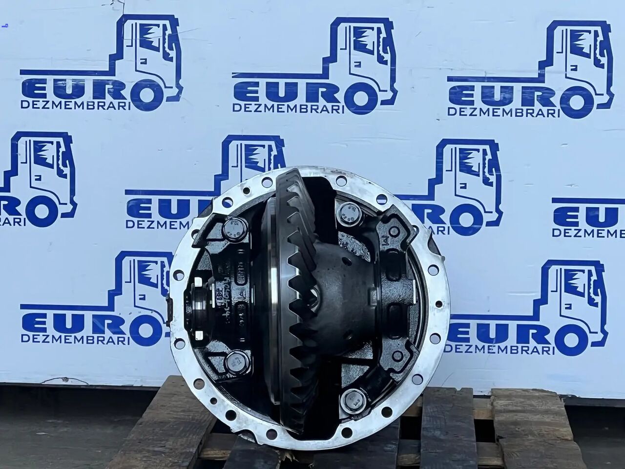 DIFERENTIAL IVECO R=1/247 R=2.47 - Différentiel pour Camion: photos 2 DIFERENTIAL IVECO R=1/247 R=2.47 - Différentiel pour Camion: photos 2