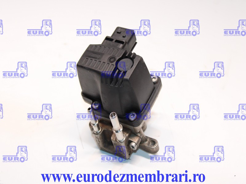 DOZATOR ADBLUE MERCEDES ACTROS MP4 A0001402339, A0001402539, A0001403439, A0001404839, A0001405239 - Catalyseur pour Camion: photos 2 DOZATOR ADBLUE MERCEDES ACTROS MP4 A0001402339, A0001402539, A0001403439, A0001404839, A0001405239 - Catalyseur pour Camion: photos 2