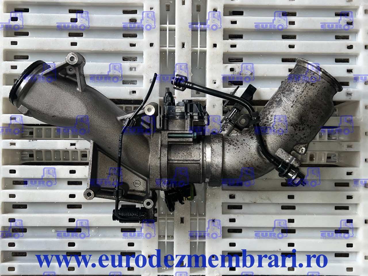 GALERIE ADMISIE + CLAPETA ACCELERATIE MAN TGX D3876 51.09413.7018, 51.09412.0323, 51.09412.0718, 51.26803.0055, 51.25902.0154, 51.25902.0081 - Collecteur d'admission pour Camion: photos 2 GALERIE ADMISIE + CLAPETA ACCELERATIE MAN TGX D3876 51.09413.7018, 51.09412.0323, 51.09412.0718, 51.26803.0055, 51.25902.0154, 51.25902.0081 - Collecteur d'admission pour Camion: photos 2