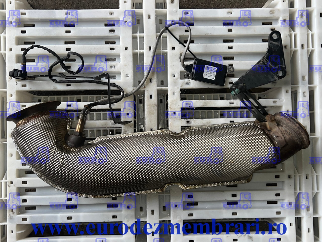 GALERIE EVACUARE + SENZOR NOXE MAN TGX D3876 51.15201.5355, 51.15201.5356, 51.15201.5334, 51.15201.5309, 51.15201.5327, 51.15408.0019, 51.15408.0012 - Collecteur d'échappement pour Camion: photos 1 GALERIE EVACUARE + SENZOR NOXE MAN TGX D3876 51.15201.5355, 51.15201.5356, 51.15201.5334, 51.15201.5309, 51.15201.5327, 51.15408.0019, 51.15408.0012 - Collecteur d'échappement pour Camion: photos 1