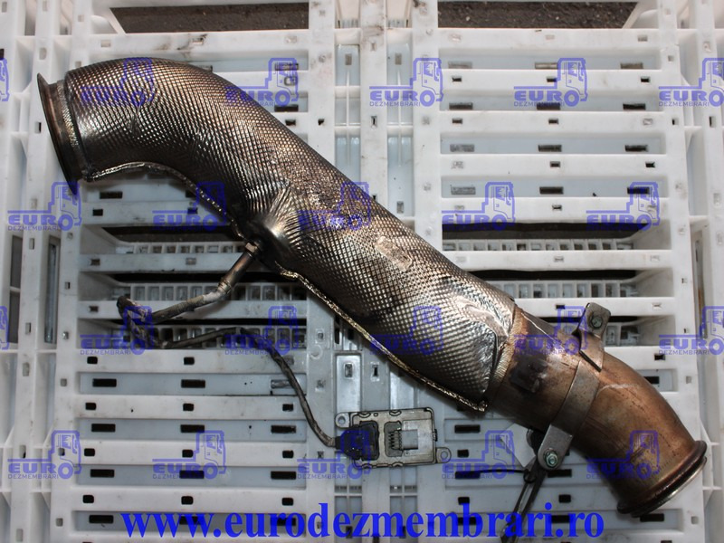 GALERIE EVACUARE + SENZOR NOXE MAN TGX TG3 51.15201.5414, 51.15408.0031, 51.15408.0026 - Collecteur d'échappement pour Camion: photos 1 GALERIE EVACUARE + SENZOR NOXE MAN TGX TG3 51.15201.5414, 51.15408.0031, 51.15408.0026 - Collecteur d'échappement pour Camion: photos 1