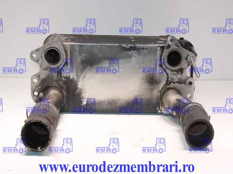 RADIATOR ULEI INTARDER MAN TGX 81.32004.6441, 0501217277, 81.32560.0075 - Radiateur d'huile pour Camion: photos 1 RADIATOR ULEI INTARDER MAN TGX 81.32004.6441, 0501217277, 81.32560.0075 - Radiateur d'huile pour Camion: photos 1