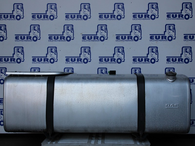 REZERVOR COMBUSTIBIL DAF XF106 690l L=198 CM l=68 CM H=63 CM 1945569 - Réservoir de carburant pour Camion: photos 1 REZERVOR COMBUSTIBIL DAF XF106 690l L=198 CM l=68 CM H=63 CM 1945569 - Réservoir de carburant pour Camion: photos 1