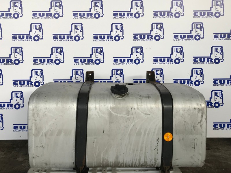 REZERVOR COMBUSTIBIL MERCEDES ACTROS MP2 MP3 MEGA L=124CM l=64CM H=58CM A9314700401, A9424700401 - Réservoir de carburant pour Camion: photos 1 REZERVOR COMBUSTIBIL MERCEDES ACTROS MP2 MP3 MEGA L=124CM l=64CM H=58CM A9314700401, A9424700401 - Réservoir de carburant pour Camion: photos 1