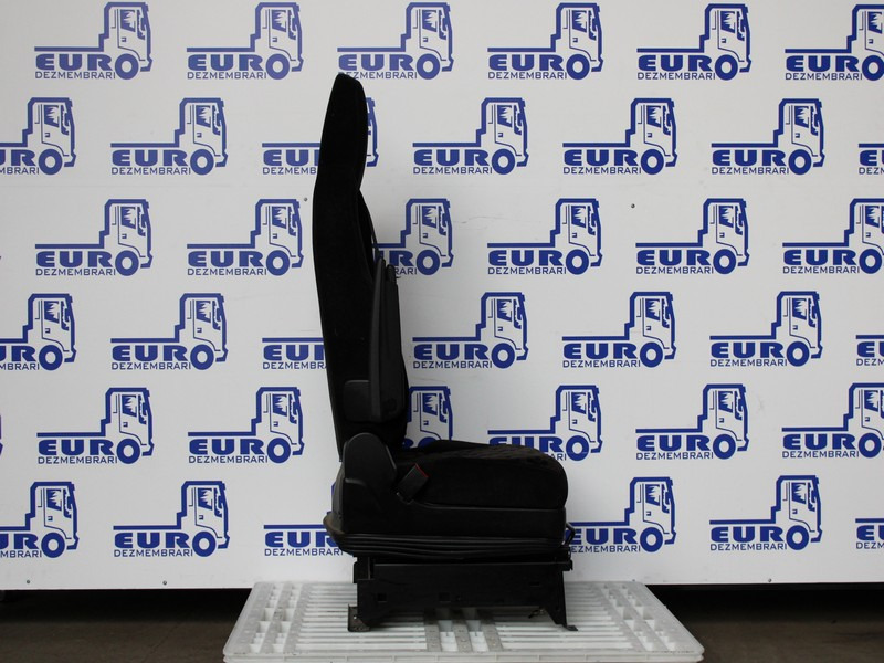 SCAUN SOFER SCANIA SUPER 2601037, 2499360, 2096315 - Siège pour Camion: photos 2 SCAUN SOFER SCANIA SUPER 2601037, 2499360, 2096315 - Siège pour Camion: photos 2