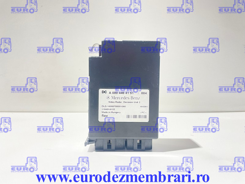 SENZOR RADAR DISTANTA MERCEDES ACTROS MP4 A0004464151, A0004463551 - Capteur pour Camion: photos 1 SENZOR RADAR DISTANTA MERCEDES ACTROS MP4 A0004464151, A0004463551 - Capteur pour Camion: photos 1