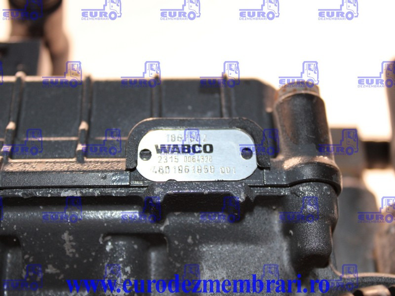 SUPAPA MODULATOR EBS AXA SPATE DAF XF106 1867002, 4801061050, 1818332 - Valve de frein pour Camion: photos 3 SUPAPA MODULATOR EBS AXA SPATE DAF XF106 1867002, 4801061050, 1818332 - Valve de frein pour Camion: photos 3