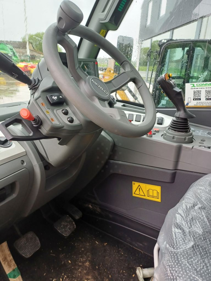 Merlo 42.7 - Chariot télescopique: photos 5 Merlo 42.7 - Chariot télescopique: photos 5