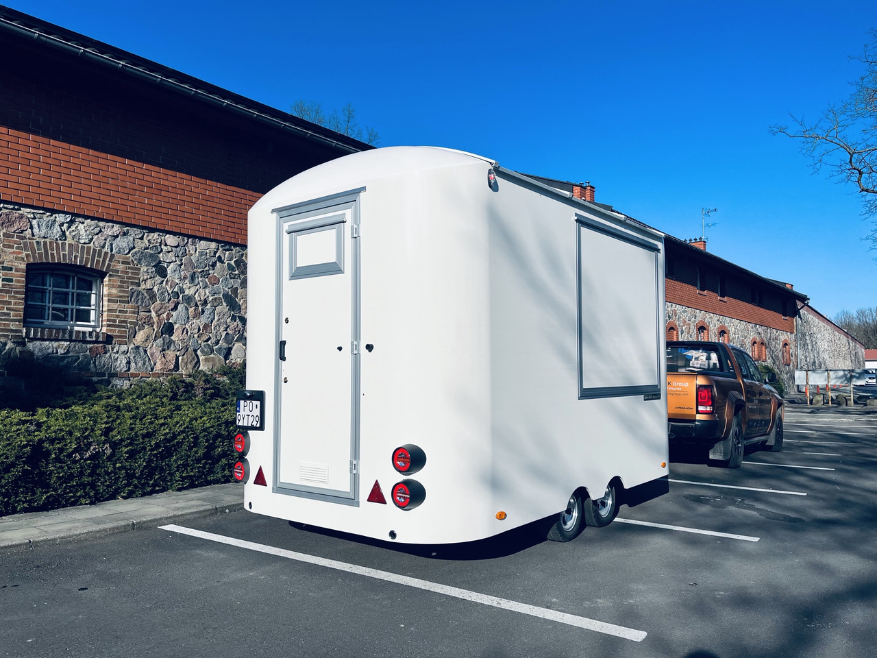 WARK COMFORT 4m - Remorque magasin: photos 1 WARK COMFORT 4m - Remorque magasin: photos 1