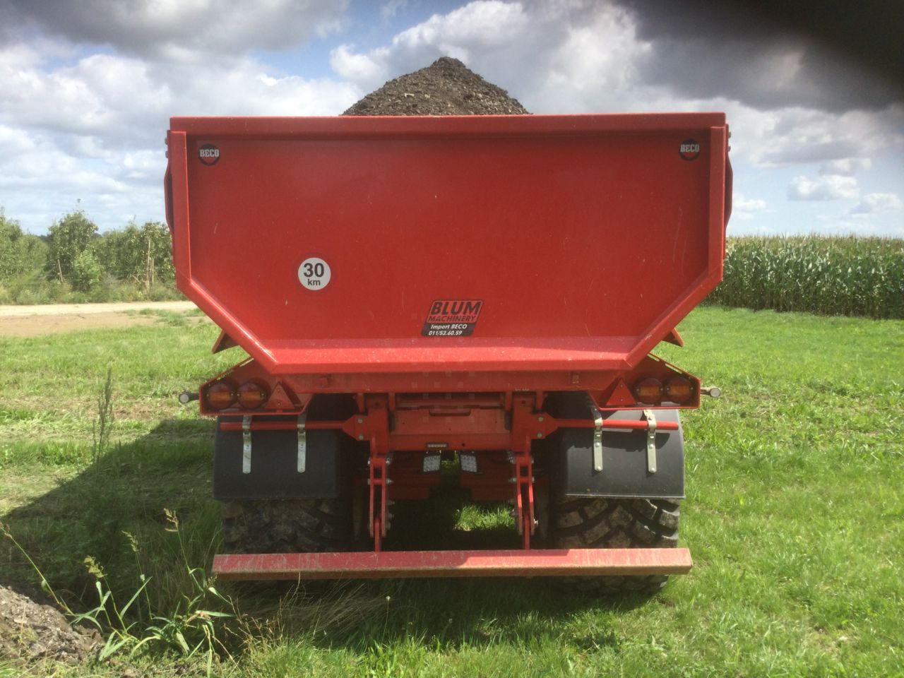 Beco Maxxim 260 - Remorque benne: photos 4 Beco Maxxim 260 - Remorque benne: photos 4