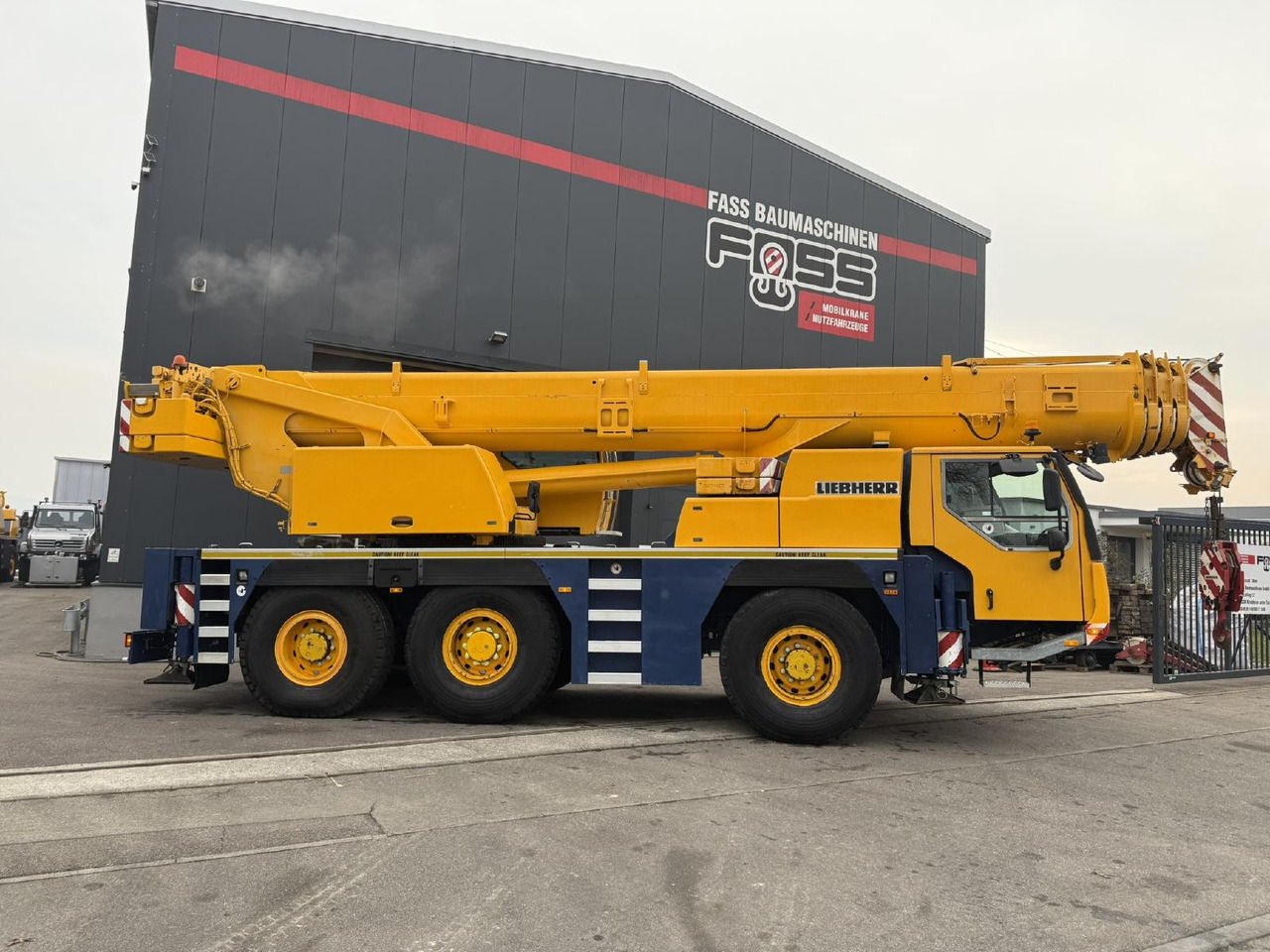 Liebherr LTM 1055-3.1 (06 - 055 996) | 6 x 6 - Grue mobile: photos 5 Liebherr LTM 1055-3.1 (06 - 055 996) | 6 x 6 - Grue mobile: photos 5