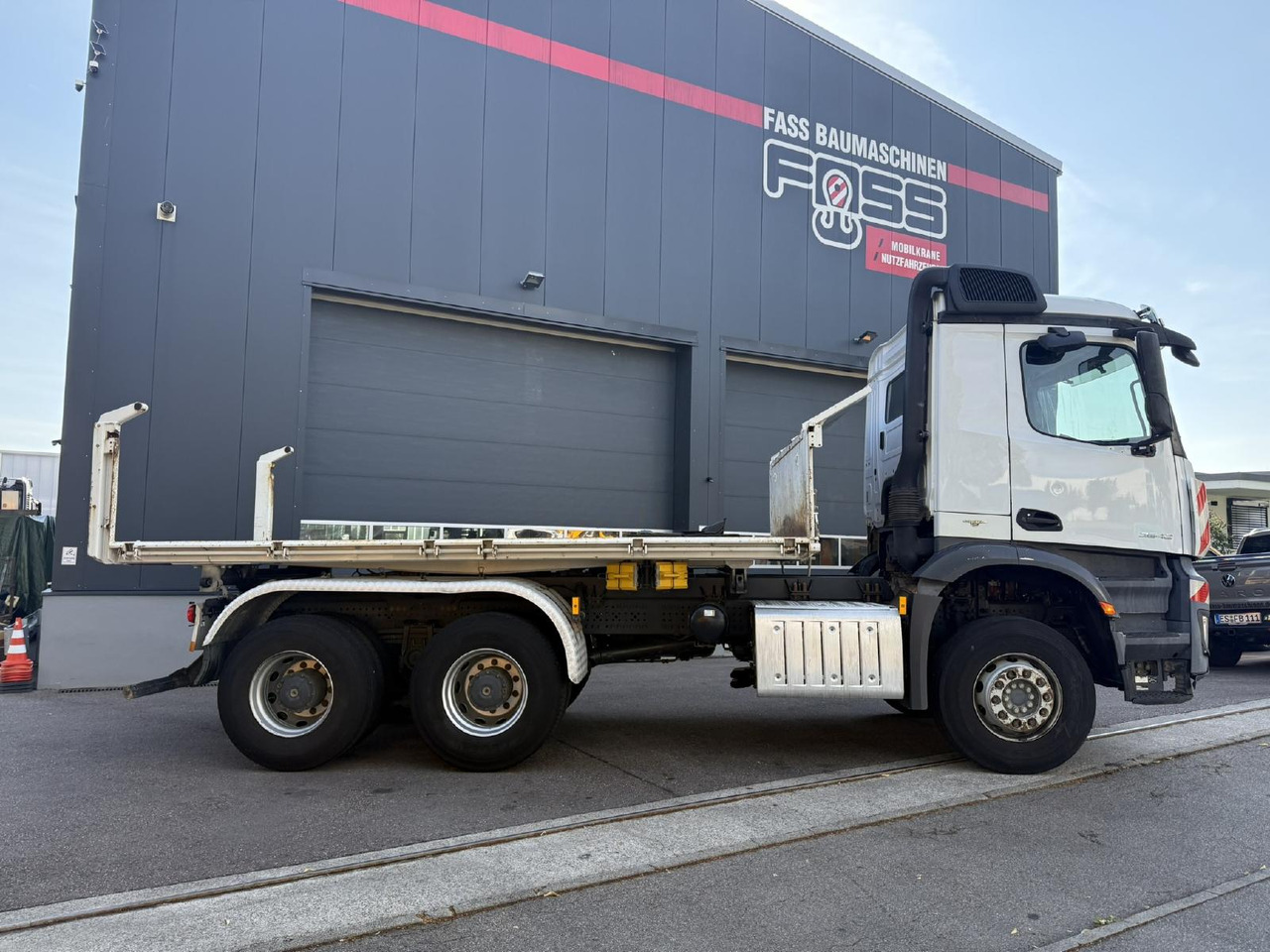 Mercedes Benz Mercedes-Benz Arocs 2642 K 6x4 | Meiller Kipper - Camion benne: photos 5 Mercedes Benz Mercedes-Benz Arocs 2642 K 6x4 | Meiller Kipper - Camion benne: photos 5