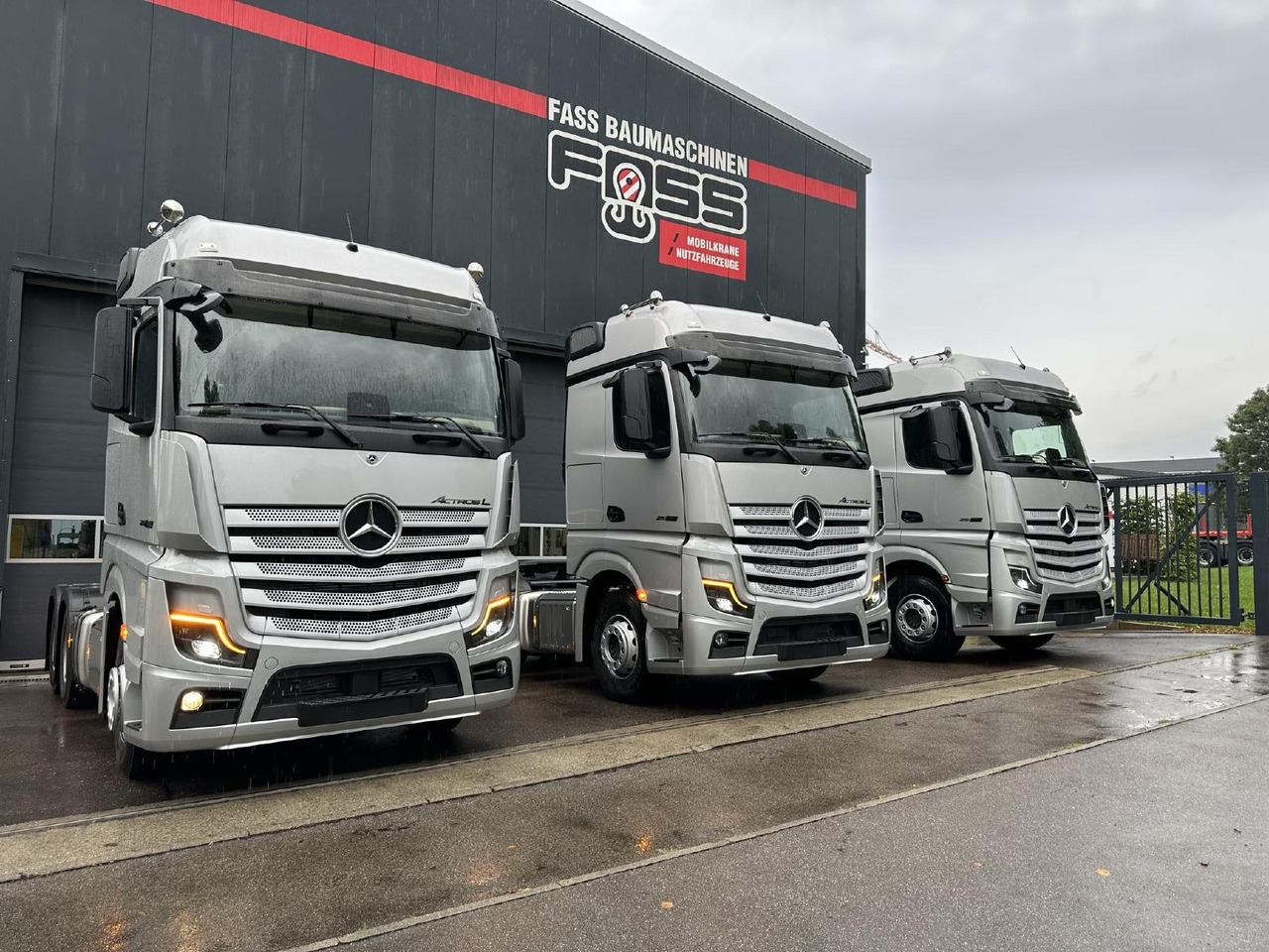 Mercedes Benz Actros 2652 LS 6x4 | NEUFAHRZEUGE | ZGG 120 to - Tracteur routier: photos 1 Mercedes Benz Actros 2652 LS 6x4 | NEUFAHRZEUGE | ZGG 120 to - Tracteur routier: photos 1