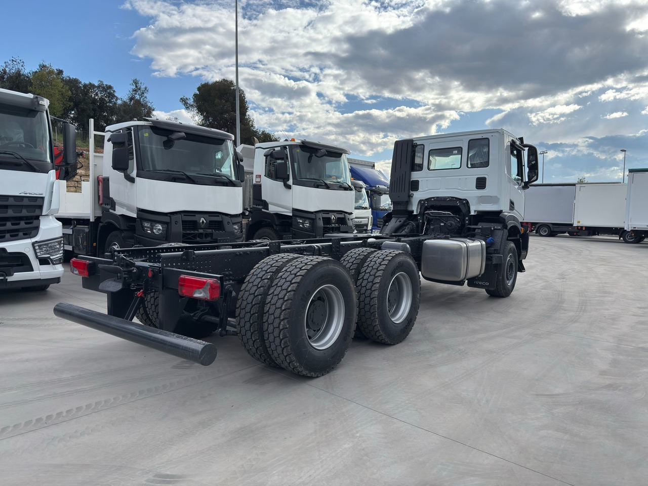 IVECO AD380T46 6x4 E6 (Chassis) - Châssis cabine: photos 4 IVECO AD380T46 6x4 E6 (Chassis) - Châssis cabine: photos 4