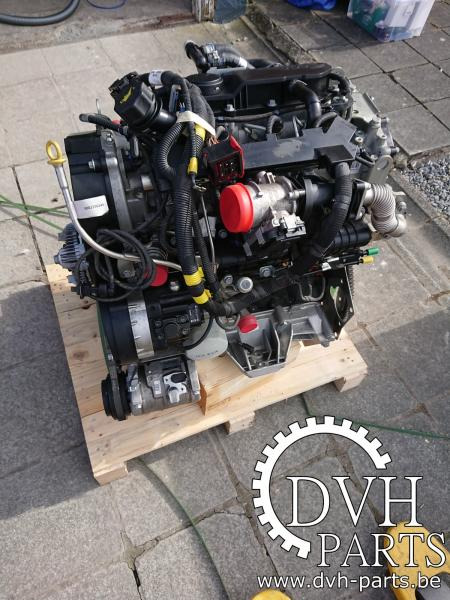 IVECO IVECO F1AGL411L-C104 - Moteur pour Camion: photos 4 IVECO IVECO F1AGL411L-C104 - Moteur pour Camion: photos 4