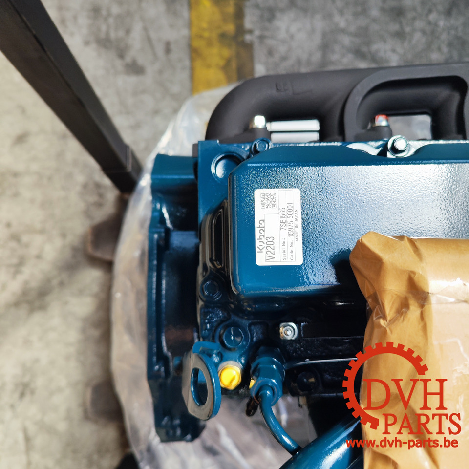 KUBOTA V2203 - Moteur pour Engins de chantier: photos 5 KUBOTA V2203 - Moteur pour Engins de chantier: photos 5