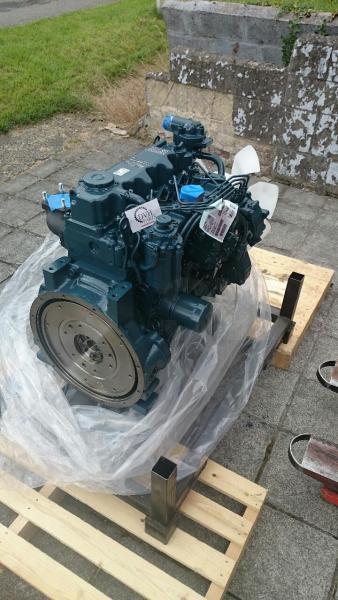 Kubota V3300 - Moteur pour Engins de chantier: photos 3 Kubota V3300 - Moteur pour Engins de chantier: photos 3