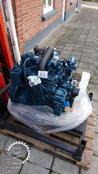 Kubota V3300-T - Moteur pour Engins de chantier: photos 3 Kubota V3300-T - Moteur pour Engins de chantier: photos 3