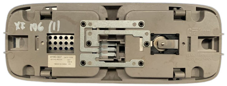 DAF 1872593 - Lumière/ Éclairage: photos 2 DAF 1872593 - Lumière/ Éclairage: photos 2