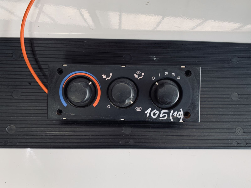 DAF XF 105 - Panel de instrumentos: photos 1 DAF XF 105 - Panel de instrumentos: photos 1
