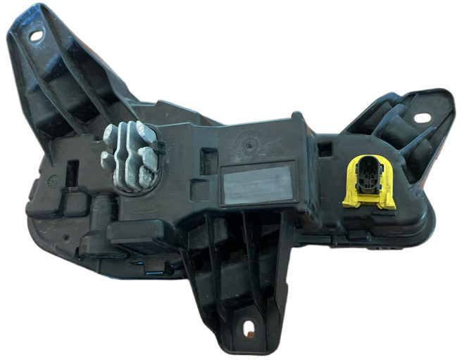 DAF XG 2024 - Feu anti-brouillard: photos 2 DAF XG 2024 - Feu anti-brouillard: photos 2