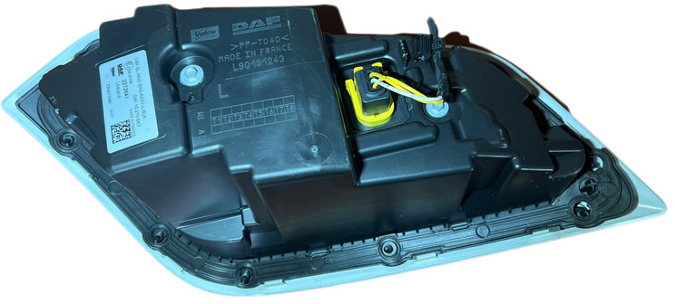 DAF XG - Feu avant: photos 2 DAF XG - Feu avant: photos 2