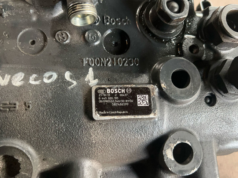 Pompe à carburant Iveco: photos 7 Pompe à carburant Iveco: photos 7