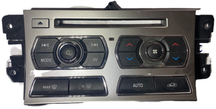 Jaguar XF250 - Panel de instrumentos: photos 1 Jaguar XF250 - Panel de instrumentos: photos 1