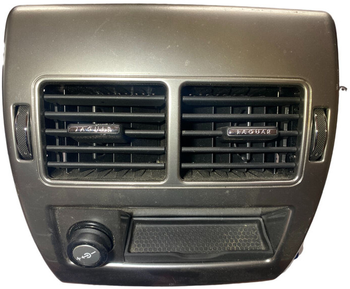 Jaguar XF250 - Panel de instrumentos: photos 1 Jaguar XF250 - Panel de instrumentos: photos 1