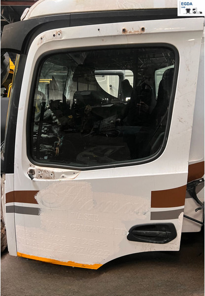 Mercedes-Benz mp4 ,Antos, Arocs 2 - Portière et pièces: photos 1 Mercedes-Benz mp4 ,Antos, Arocs 2 - Portière et pièces: photos 1