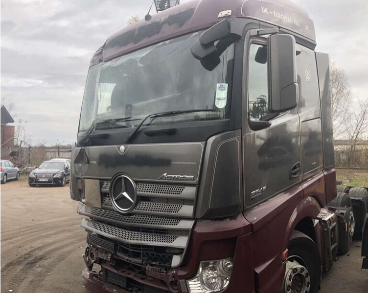Mercedes-Benz ACTROS - Tracteur routier: photos 1 Mercedes-Benz ACTROS - Tracteur routier: photos 1