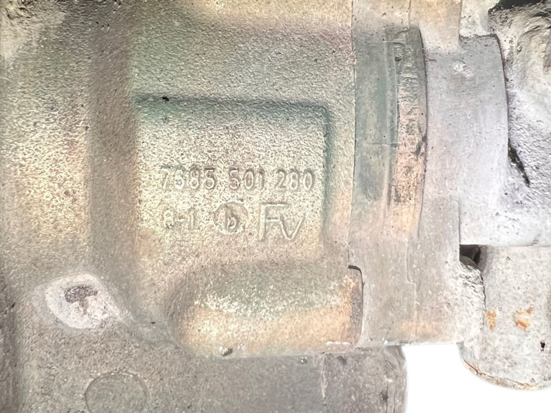 Volvo - Pompe de support: photos 5 Volvo - Pompe de support: photos 5