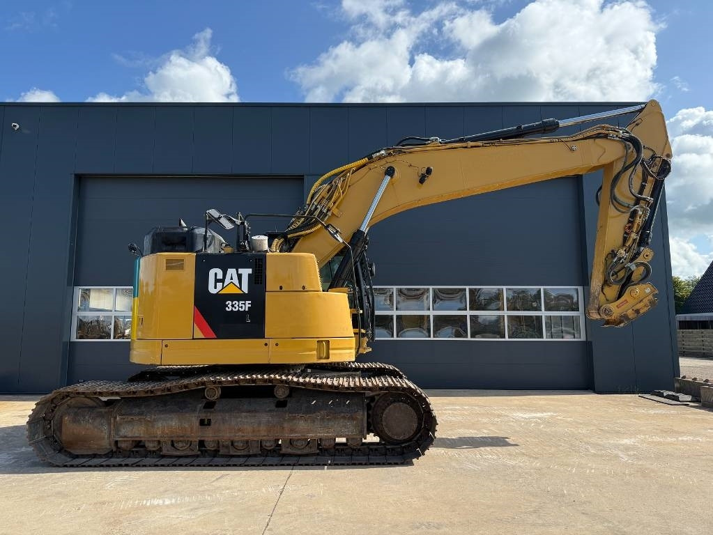 CAT 335 F L CR  - Pelle sur chenille: photos 2 CAT 335 F L CR  - Pelle sur chenille: photos 2