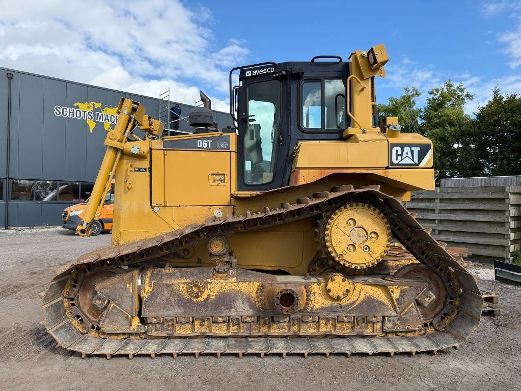 CAT D 6 T LGP - Bulldozer: photos 1 CAT D 6 T LGP - Bulldozer: photos 1