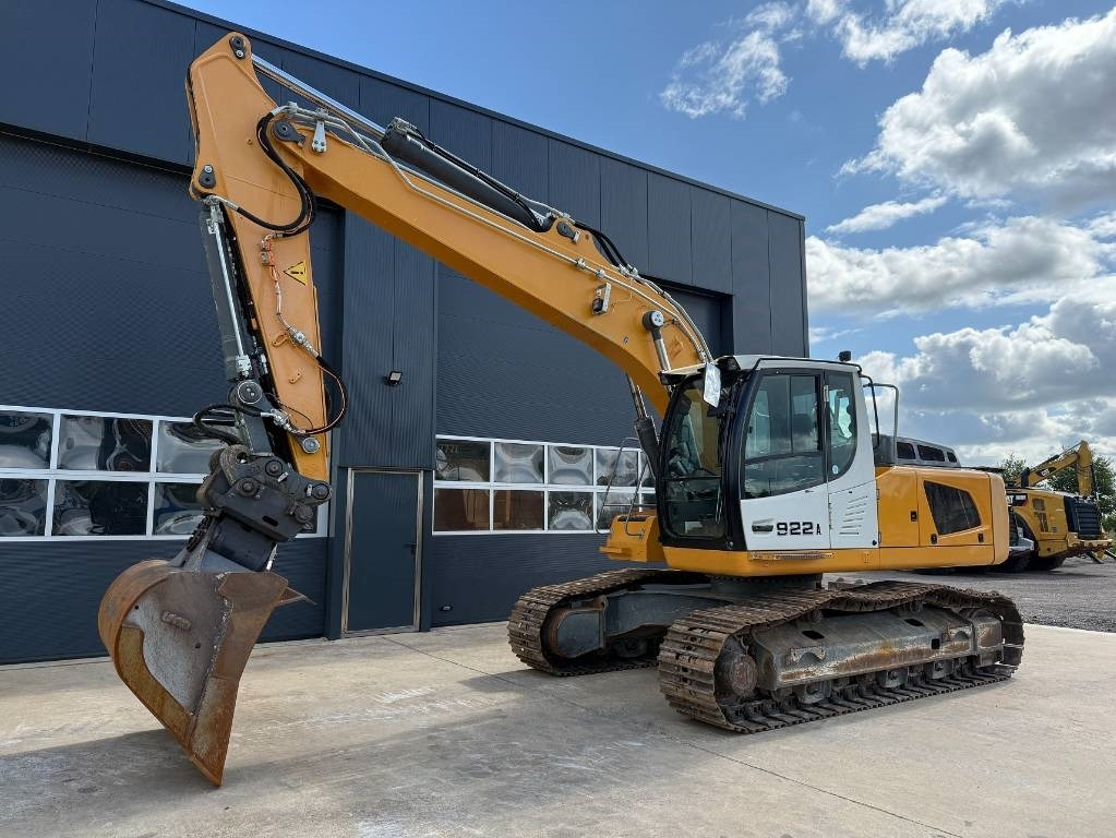 Liebherr R 922 LC - Pelle sur chenille: photos 1 Liebherr R 922 LC - Pelle sur chenille: photos 1